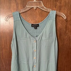 Fortune + Ivy Green Sleeveless Buttoned Tank Top